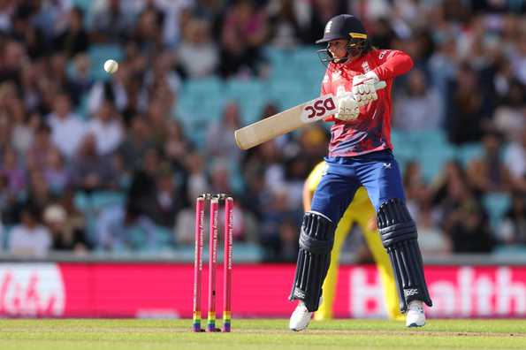 Danielle Wyatt hit 13 fours on the way to a 46-ball knock of 76