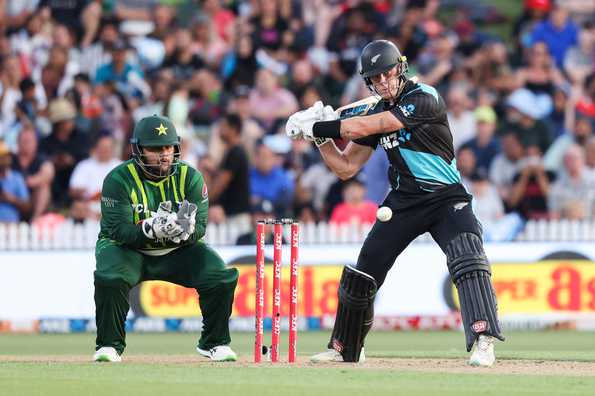 Finn Allen's 41-ball 74 set up a good total for New Zealand, which they defended