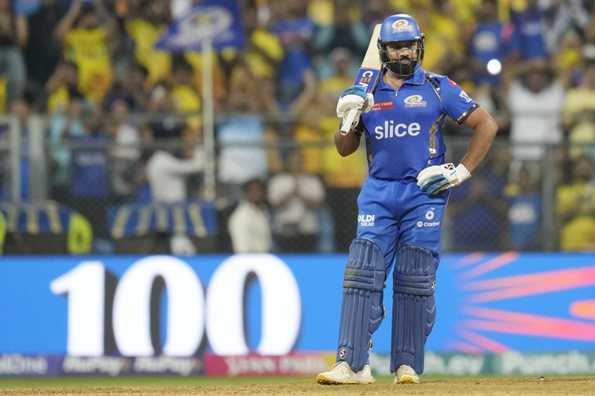 Rohit notched up his second IPL hundred. 