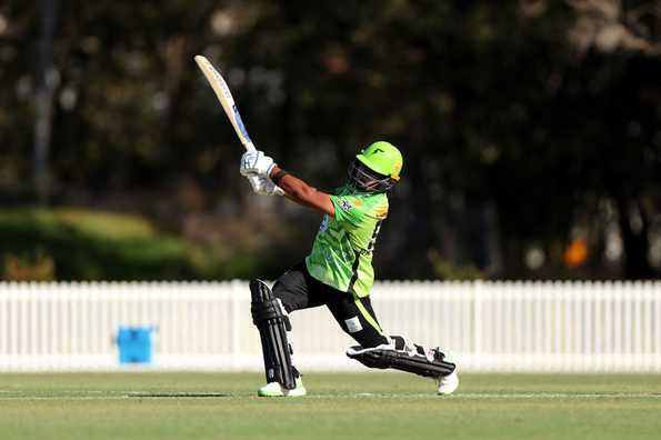 Chamari Athapaththu shall feature for the Sydney Thunder