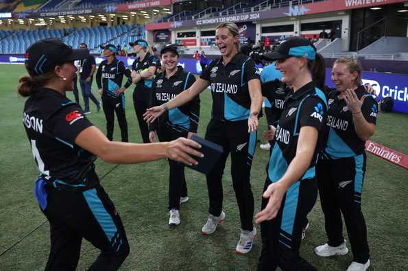 New Zealand reached the final-four of the WT20 World Cup for the first time since 2016.