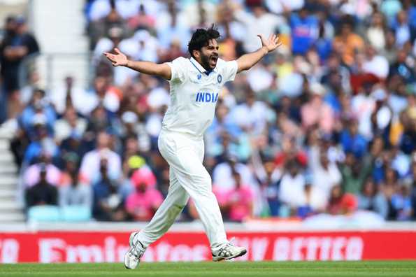 Shardul Thakur bagged six wickets to help Mumbai take a 14-run lead in the first innings