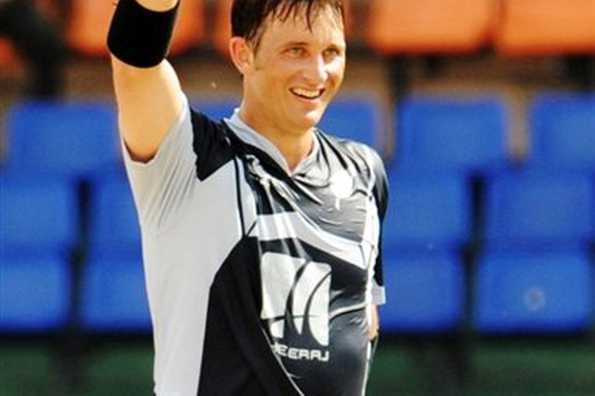 New Zealand paceman Shane Bond during a tri-series match in Colombo on September 8. New Zealand will need a remarkable reversal of form if they are to emerge as serious contenders in the Champions Trophy and reverse their tumbling world status.