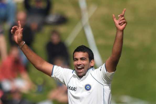 Zaheer Khan will leave with the Indian team to England