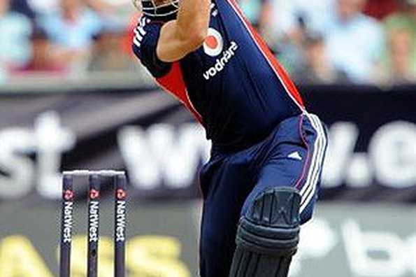 England's Kevin Pietersen in action on June 15, 2008. Pietersen's dramatic 'reverse slog-sweep' is up for discussion by MCC (Marylebone Cricket Club), cricket's ultimate rule-makers, at Lord's here on Tuesday.