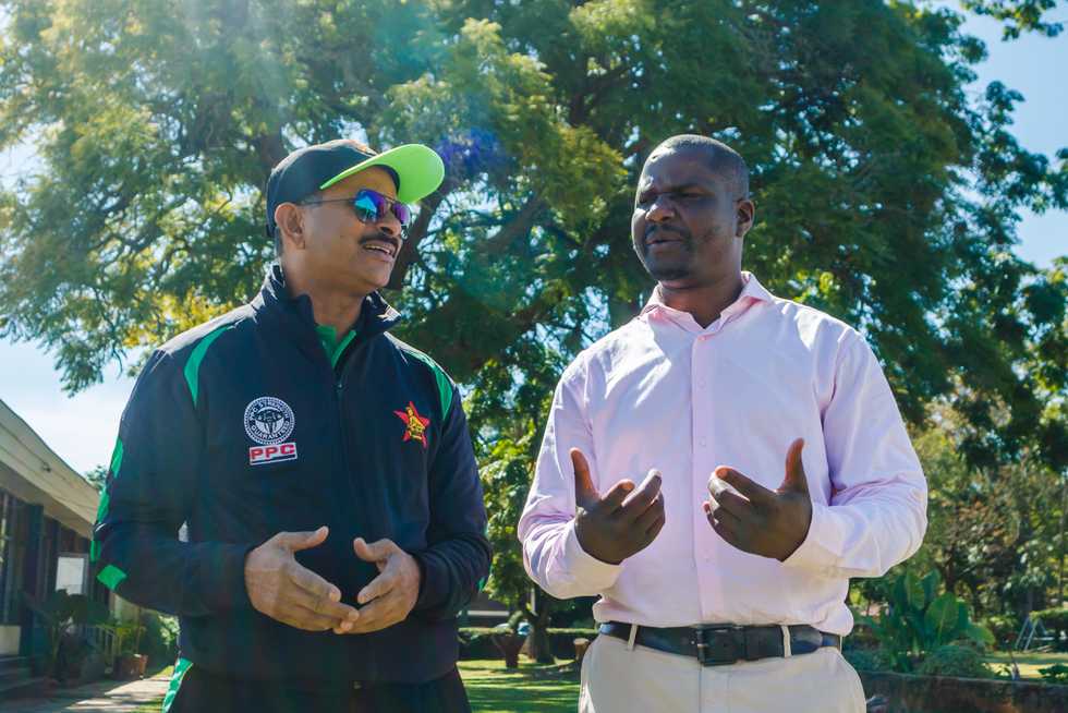 Tavengwa Mukuhlani (r) will hope head coach Lalchand Rajput can provide long-term stability that Zimbabwe needs. 