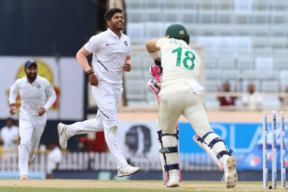 Between them, Umesh and Shami bowled four magic deliveries on Day 3 - beating a batsman's outside edge and knocking back the top of off stump