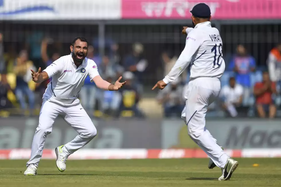 The brief moment of indecisiveness from Rahim came as a glowing testimonial to how good a ball Shami had bowled to him