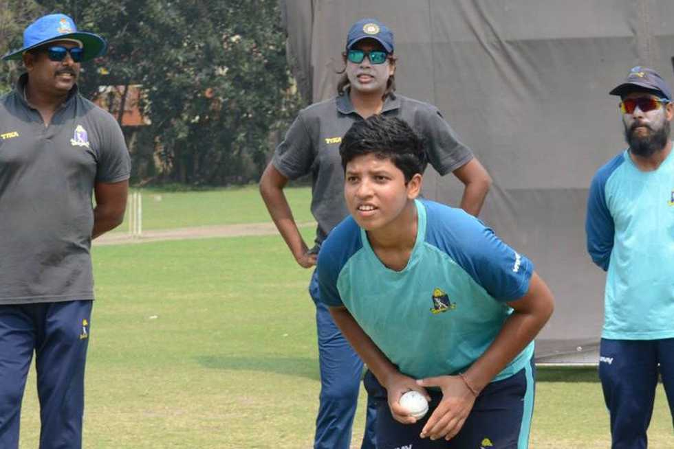 In Bengal nets, Richa works on her medium-pace under the watchful eyes of former India A fast bowler Shib Shankar Paul and Jhulan Goswami