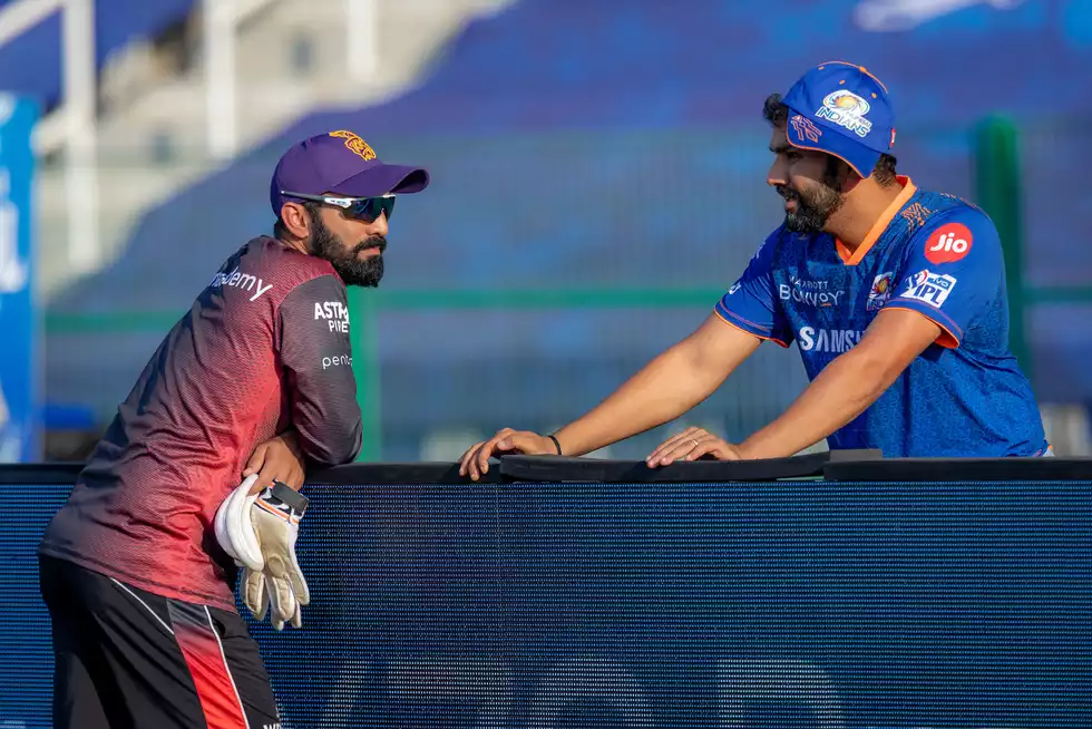 Rohit had multiple informal chats with Karthik in Dubai about a potential international comeback.